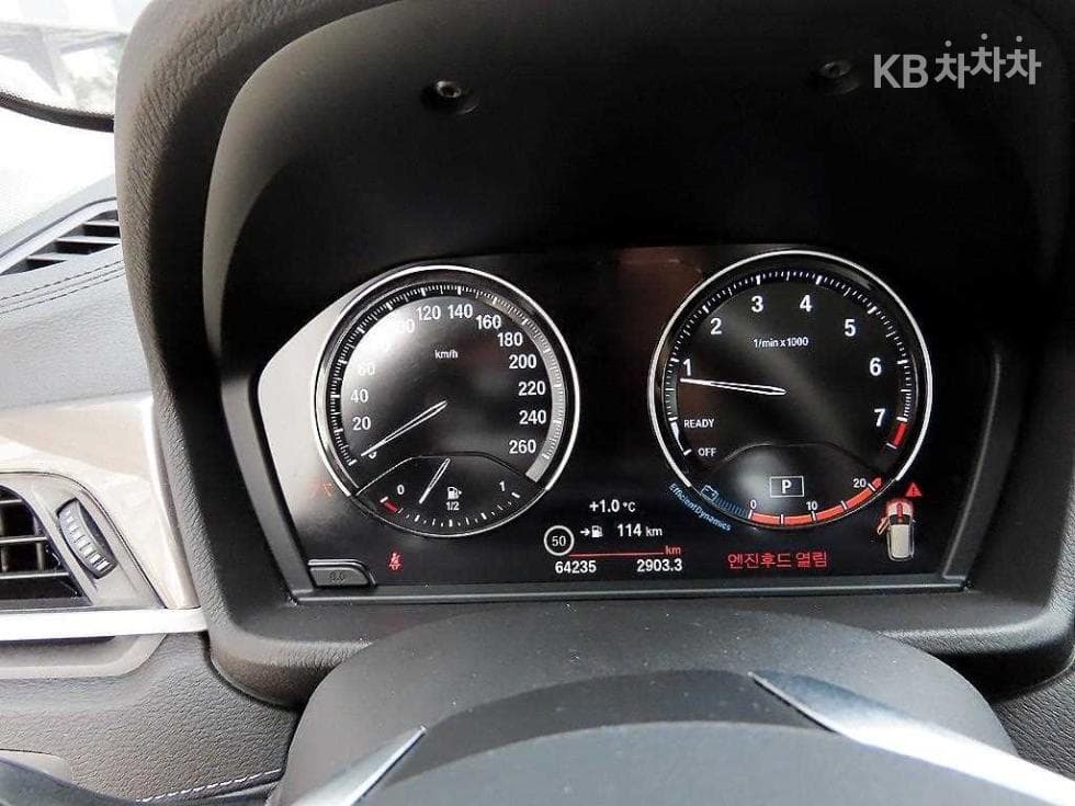 BMW X1 (F48)xDrive 20i xLine - 9