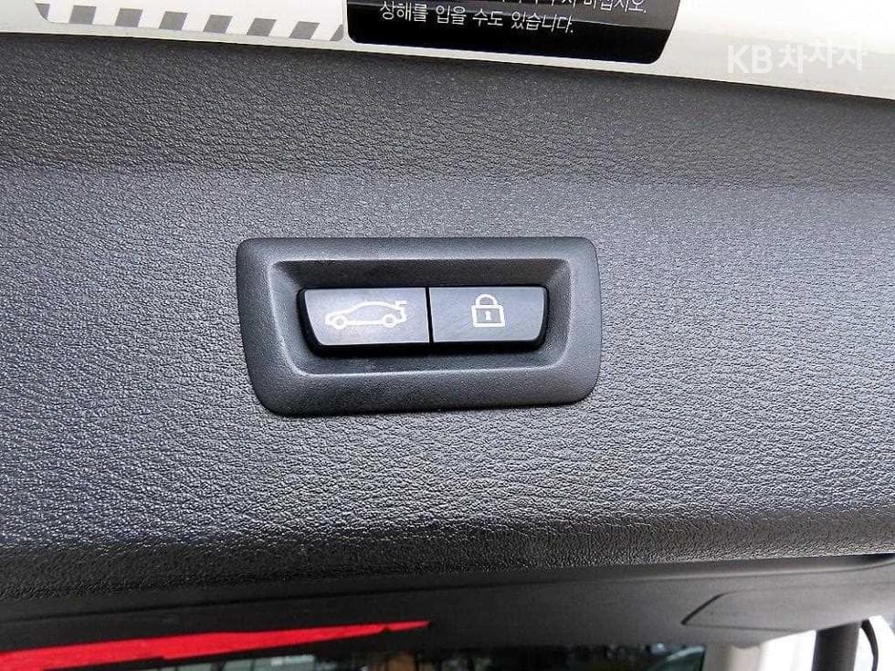 BMW X1 (F48)xDrive 20i xLine - 17