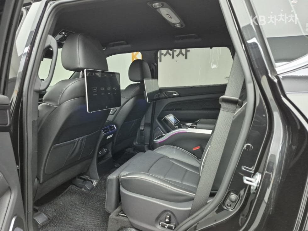 КейДжи Мобилити Rexton Нов 아레나2.2 AWD 써밋 - 12