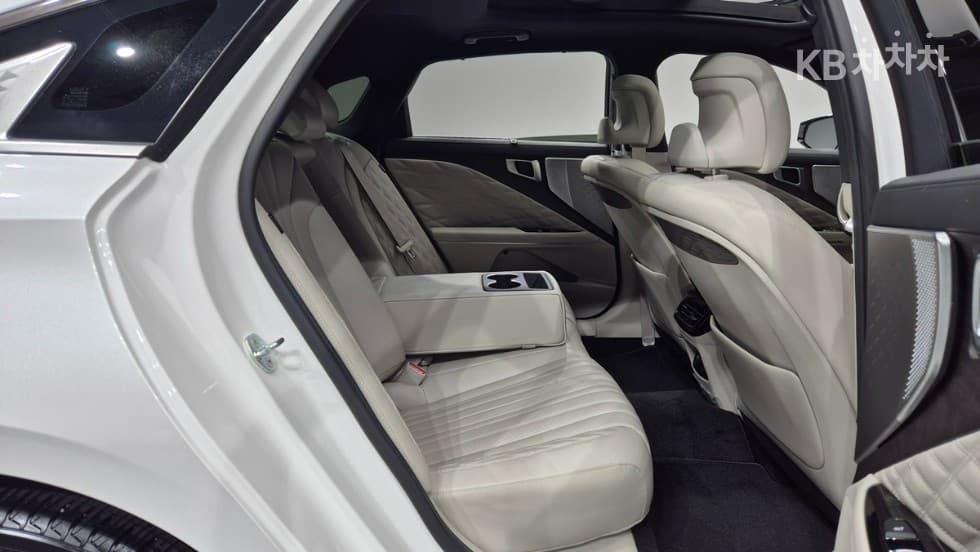 Киа K82.5L бензин Signature - 9