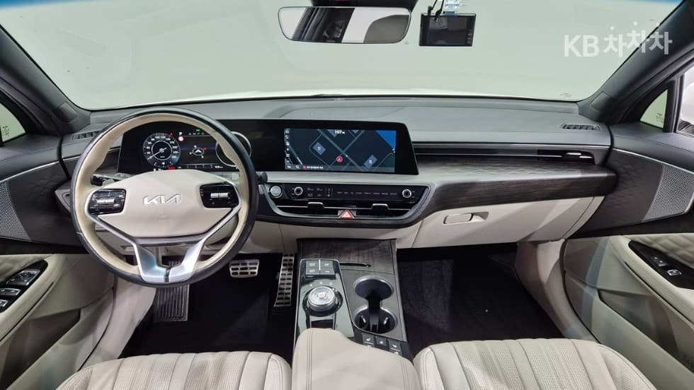 Киа K82.5L бензин Signature - 11