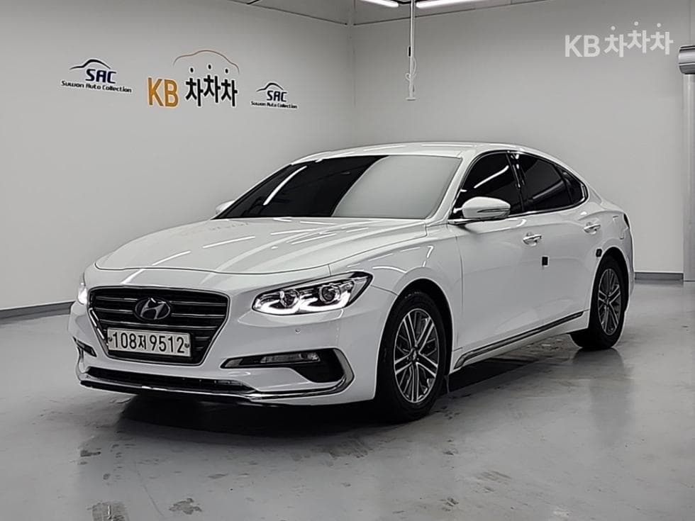 Hyundai Grandeur (Azera)IG 2.4 Modern Standard - Image 1