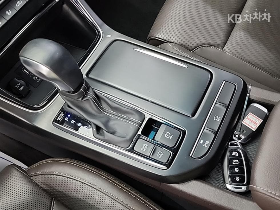 Hyundai Grandeur (Azera)IG2.4 Modern Standard - 8