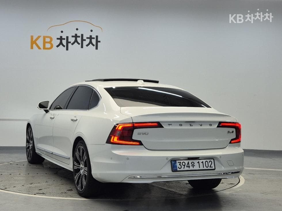 Volvo S90 Второ поколениеB6 AWD Ultimate Bright - 2