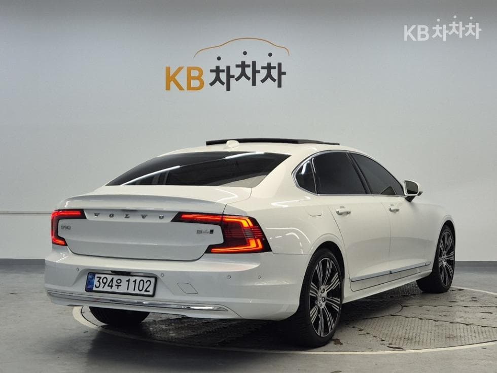 Volvo S90 Второ поколениеB6 AWD Ultimate Bright - 3