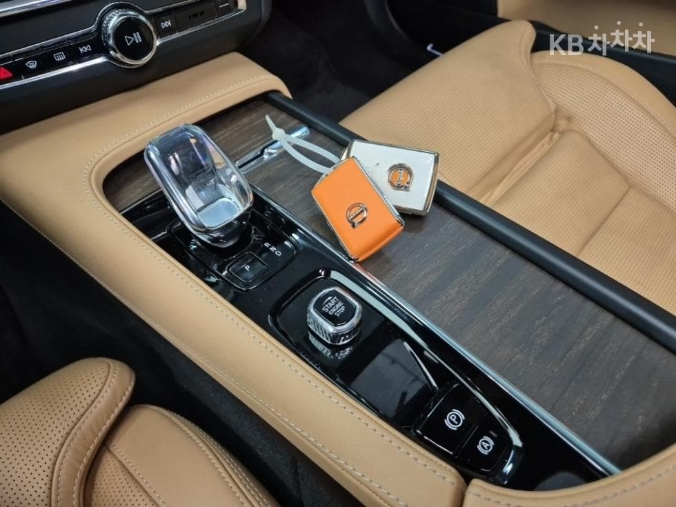 Volvo S90 Второ поколениеB6 AWD Ultimate Bright - 8