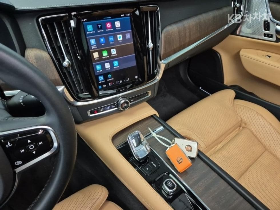 Volvo S90 Второ поколениеB6 AWD Ultimate Bright - 10