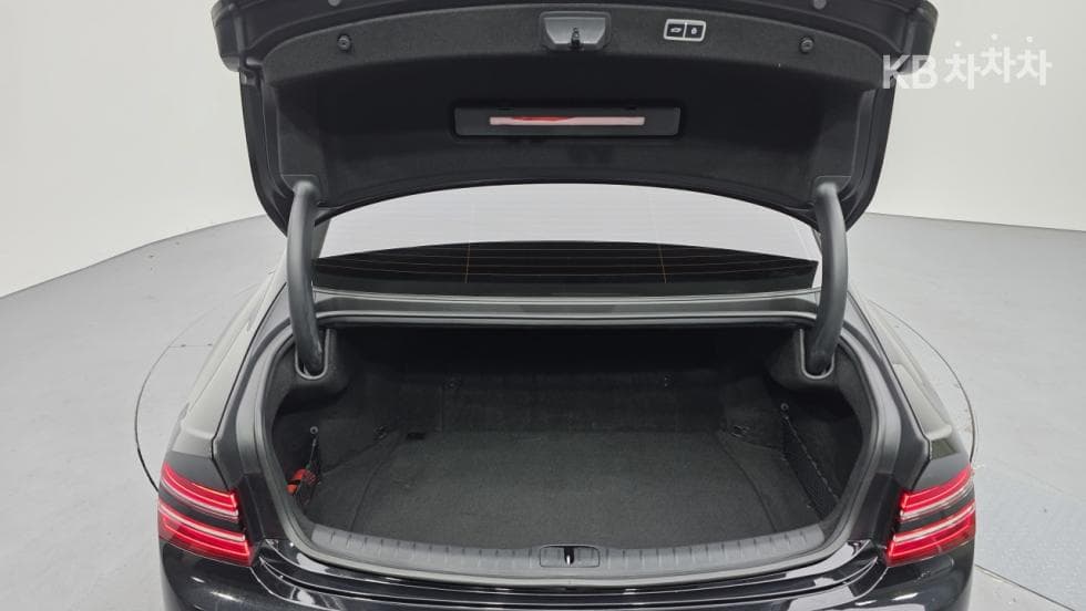 Genesis ELECTRIFIED G80EV Standard - 13