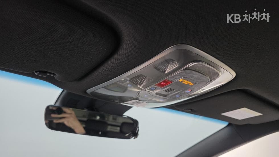 Genesis GV60Standard 2WD Standard - 24