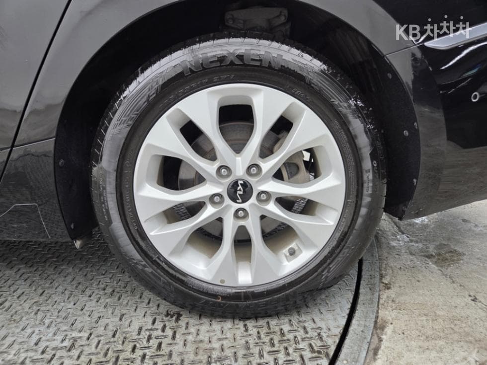 Kia K82.5L gasoline Noblesse - 6