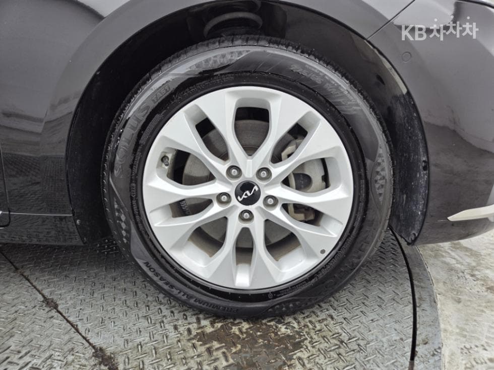 Kia K82.5L gasoline Noblesse - 7