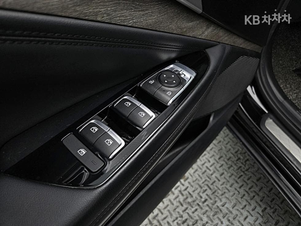 Kia K82.5L gasoline Noblesse - 14