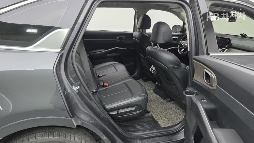 Kia Sorento 4th generation2.2 Diesel 2WD Trendy - 8