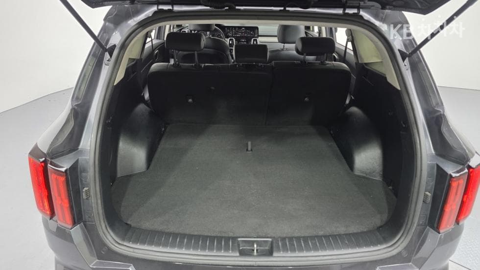 Kia Sorento 4th generation2.2 Diesel 2WD Trendy - 12