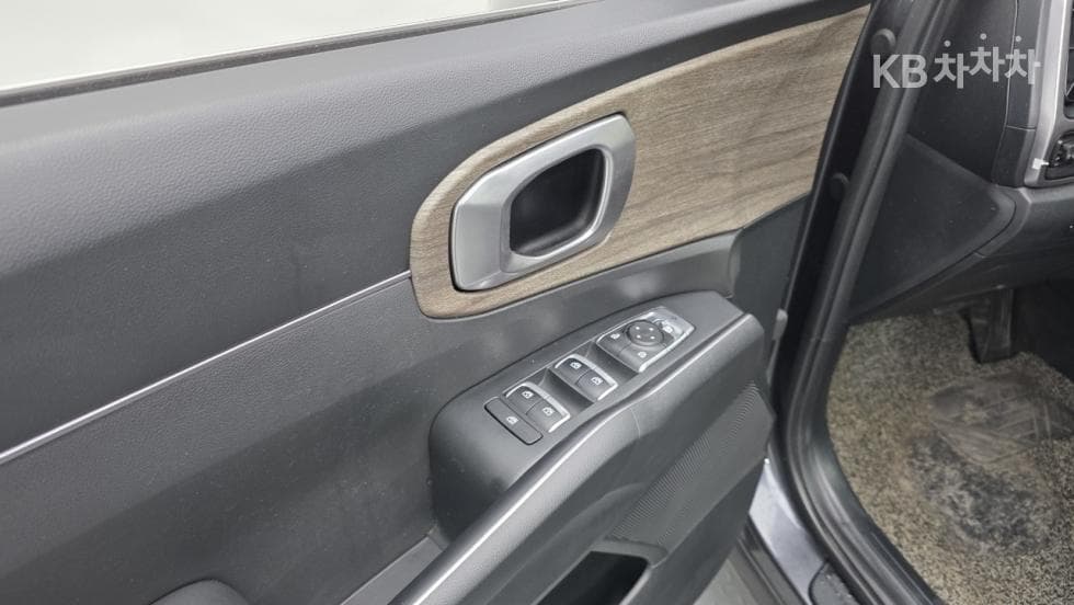 Kia Sorento 4th generation2.2 Diesel 2WD Trendy - 14