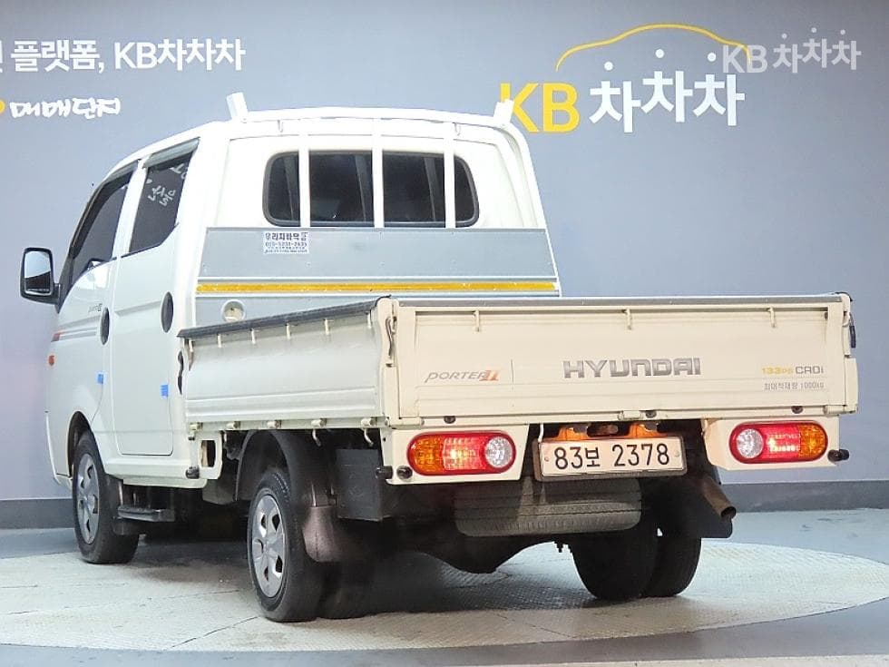 Hyundai Porter 2Extra Long Double Cab CRDi Smart - 4