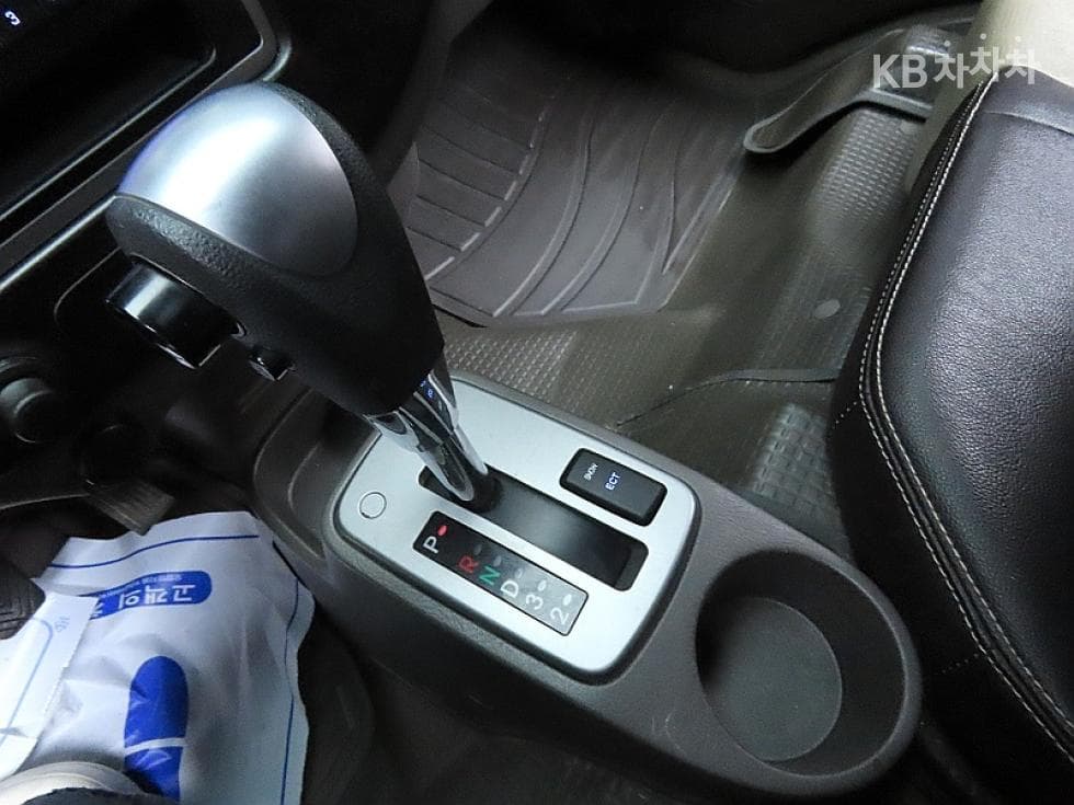 Hyundai Porter 2Extra Long Double Cab CRDi Smart - 8