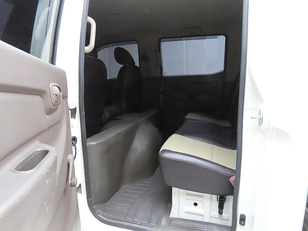 Hyundai Porter 2Extra Long Double Cab CRDi Smart - 11