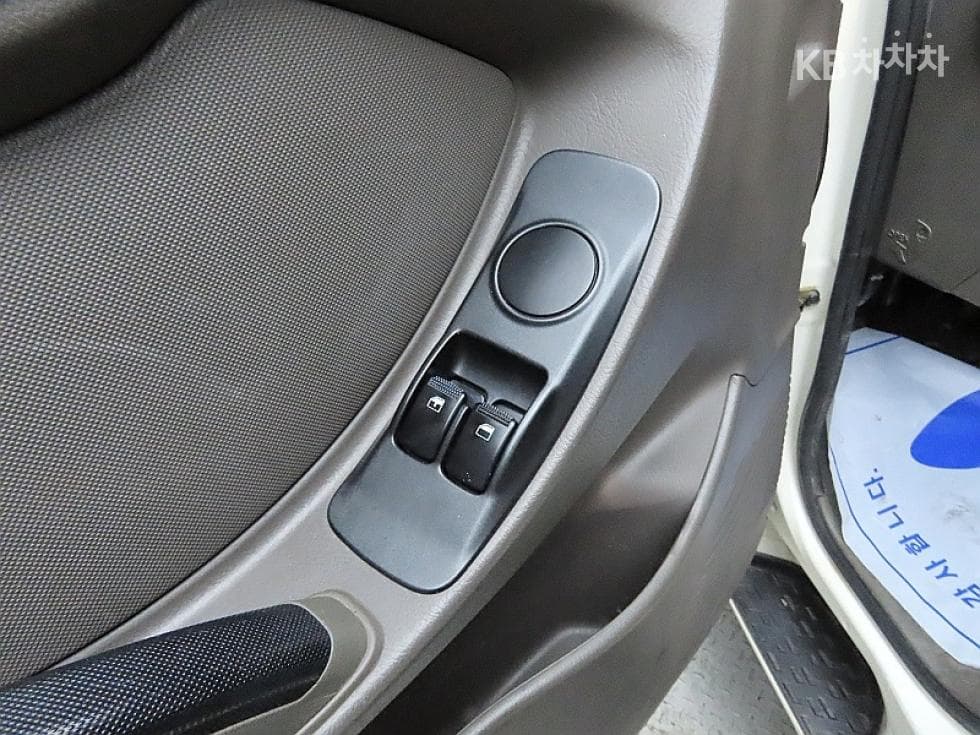 Hyundai Porter 2Extra Long Double Cab CRDi Smart - 13