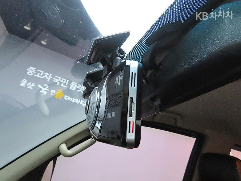 Хюндай Porter 2Удължено междуосие Двойна Кабина CRDi Smart - 16