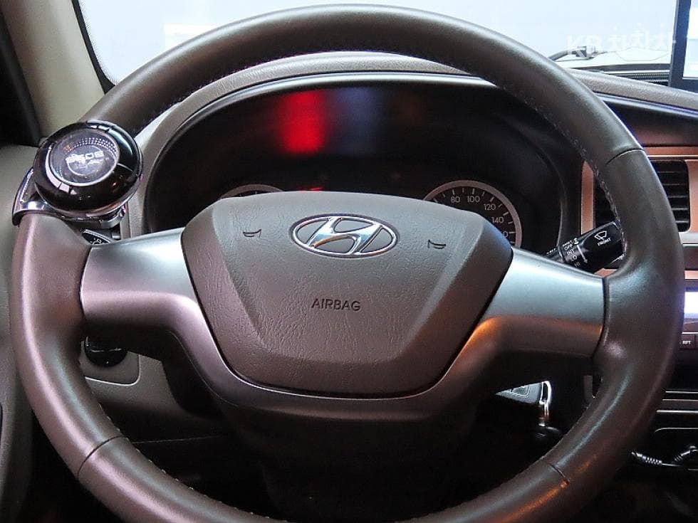 Хюндай Porter 2Удължено междуосие Двойна Кабина CRDi Smart - 18