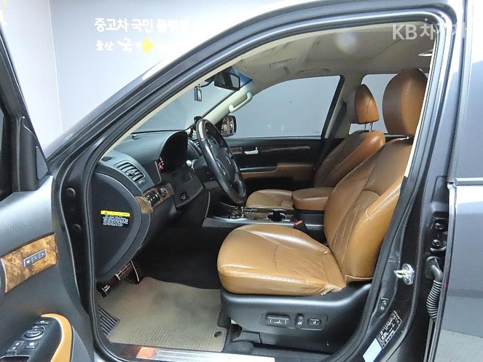 Kia The New (facelift) Mohave4WD President 5-seater - 10