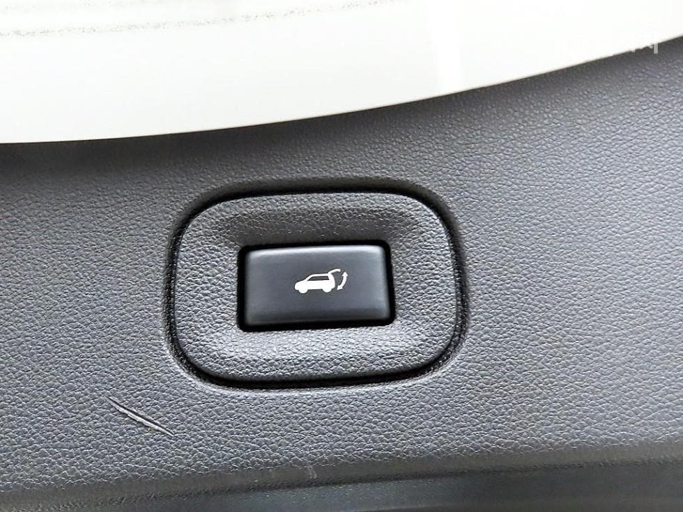 Рено Корея The New (фейслифт) QM62.0 LPe 2WD LE - 16