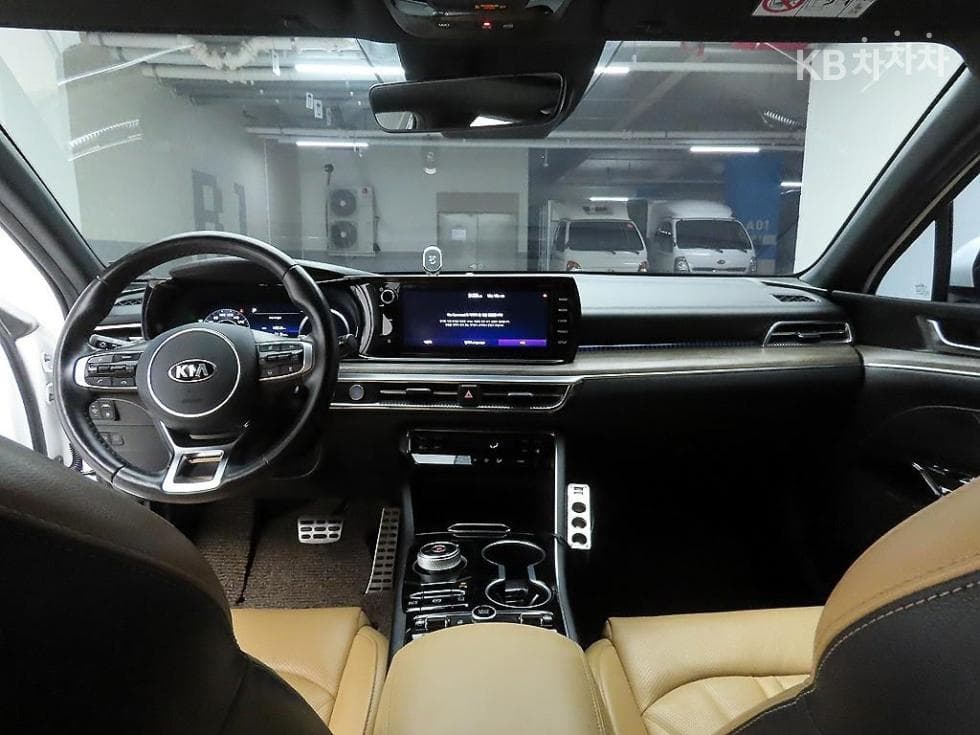 Kia K5 Hybrid 3rd Gen2.0 HEV Signature - 8