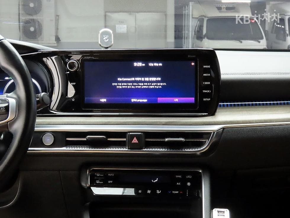 Kia K5 Hybrid 3rd Gen2.0 HEV Signature - 9