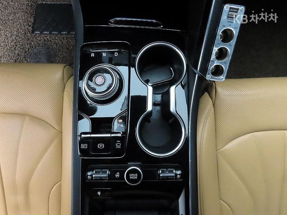 Kia K5 Hybrid 3rd Gen2.0 HEV Signature - 10