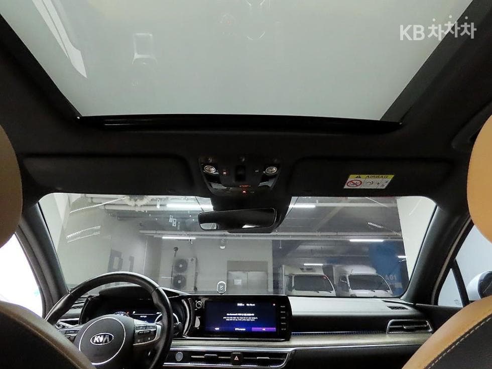 Kia K5 Hybrid 3rd Gen2.0 HEV Signature - 17