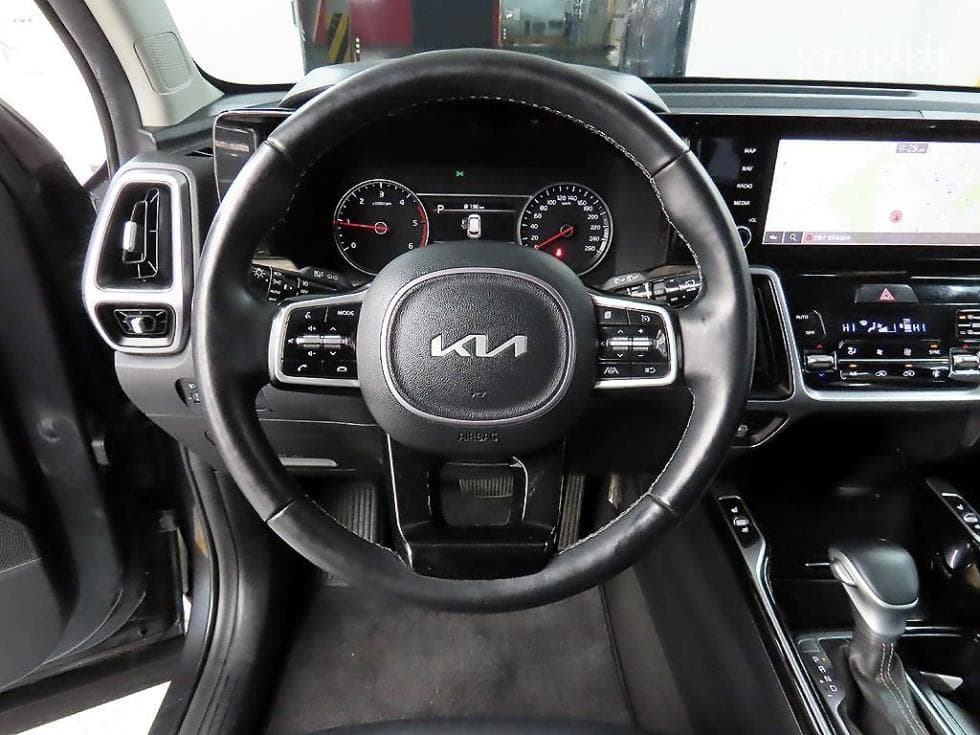 Киа Sorento 4-то поколение2.2 Дизел 4x4 Престиж - 9