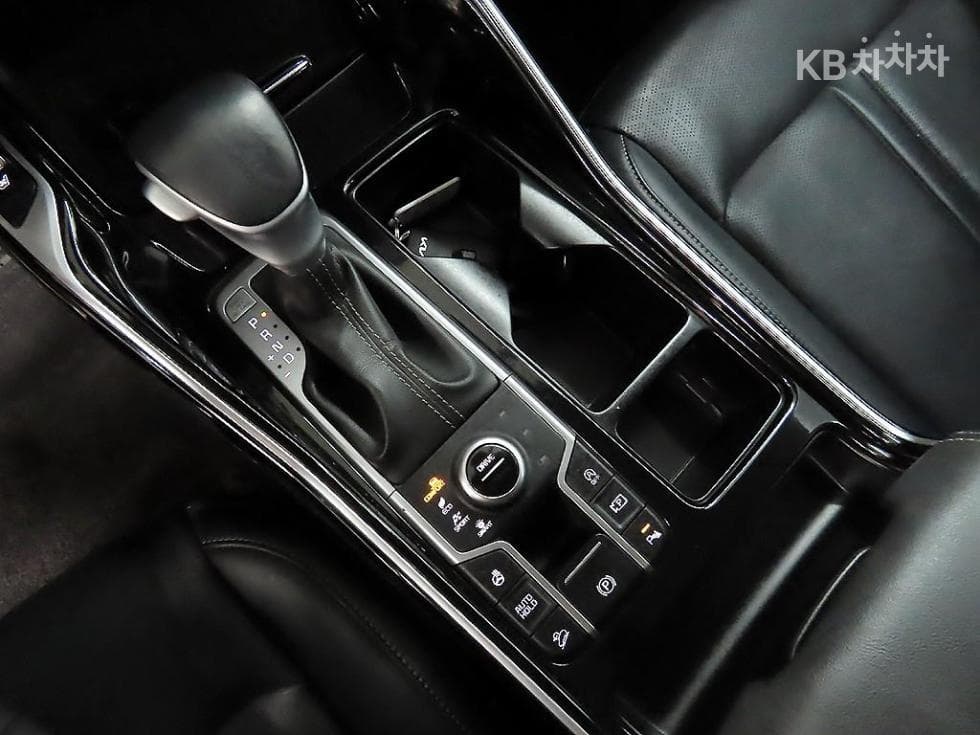 Киа Sorento 4-то поколение2.2 Дизел 4x4 Престиж - 10