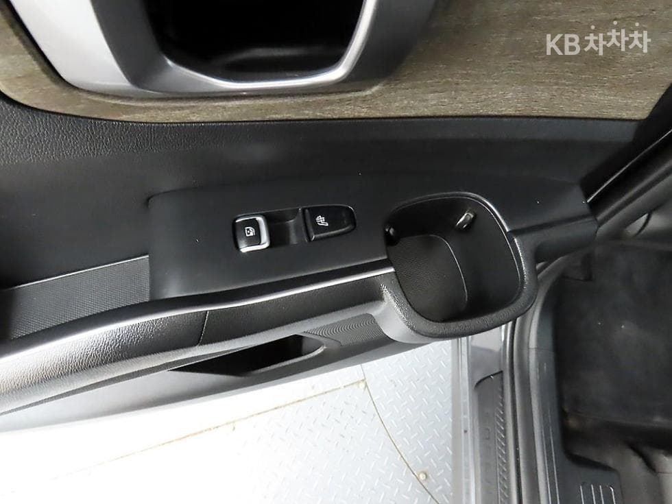 Киа Sorento 4-то поколение2.2 Дизел 4x4 Престиж - 12