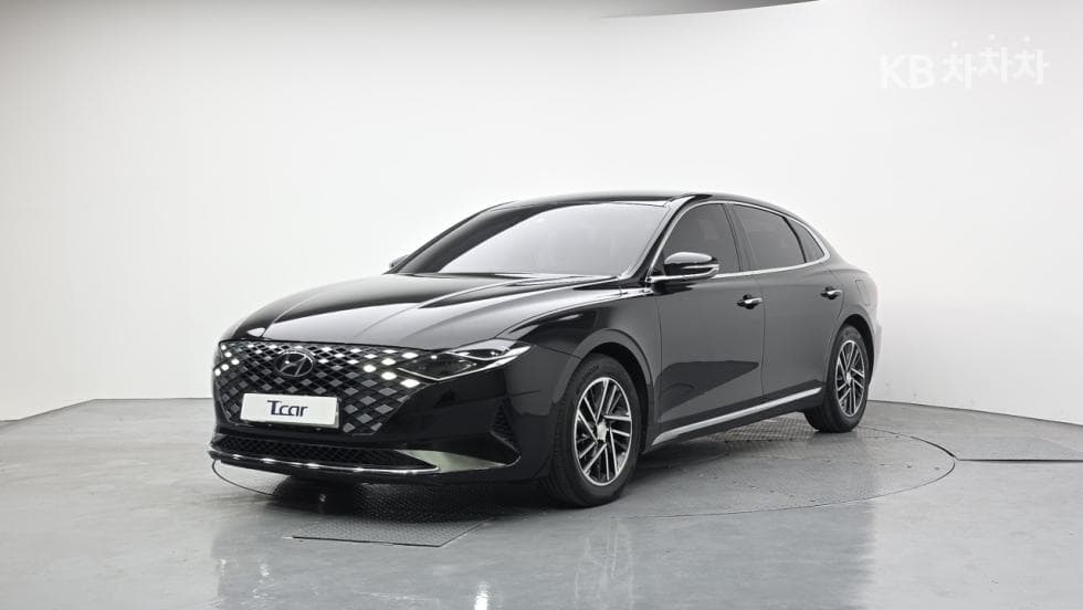 Hyundai The New (facelift) Grandeur (Azera) 2.5 Premium 초이스 - Image 1