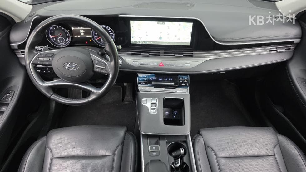 Hyundai The New (facelift) Grandeur (Azera)2.5 Premium 초이스 - 5