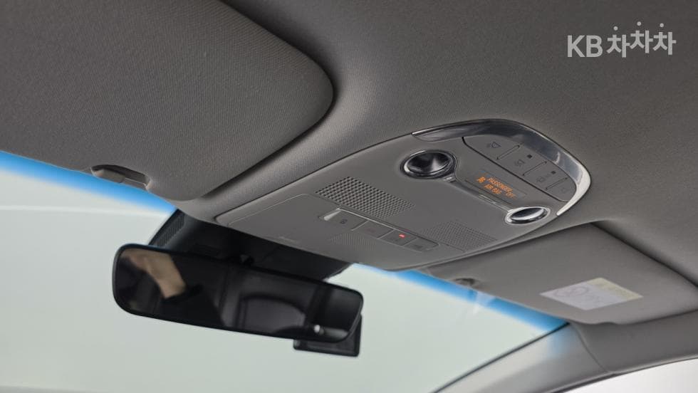 Hyundai The New (facelift) Grandeur (Azera)2.5 Premium 초이스 - 15