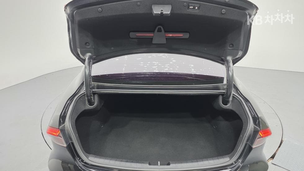 Hyundai The New (facelift) Grandeur (Azera)2.5 Premium 초이스 - 23