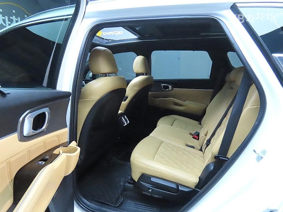 Kia The New (facelift) Sorento Hybrid MQ41.6T HEV 4WD Signature - 11