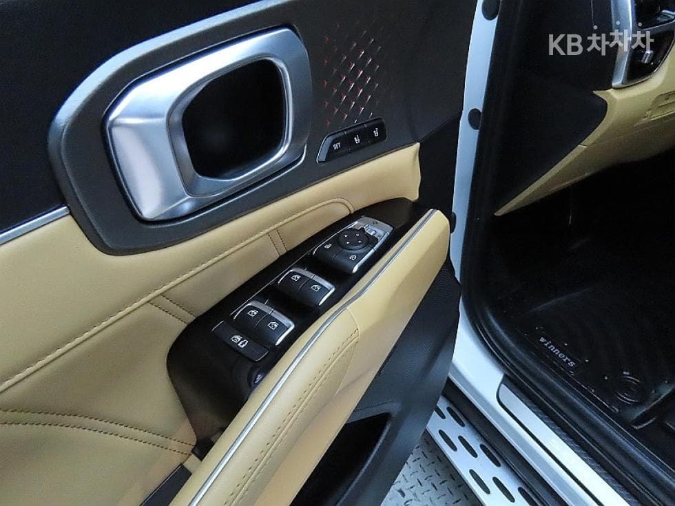 Kia The New (facelift) Sorento Hybrid MQ41.6T HEV 4WD Signature - 13