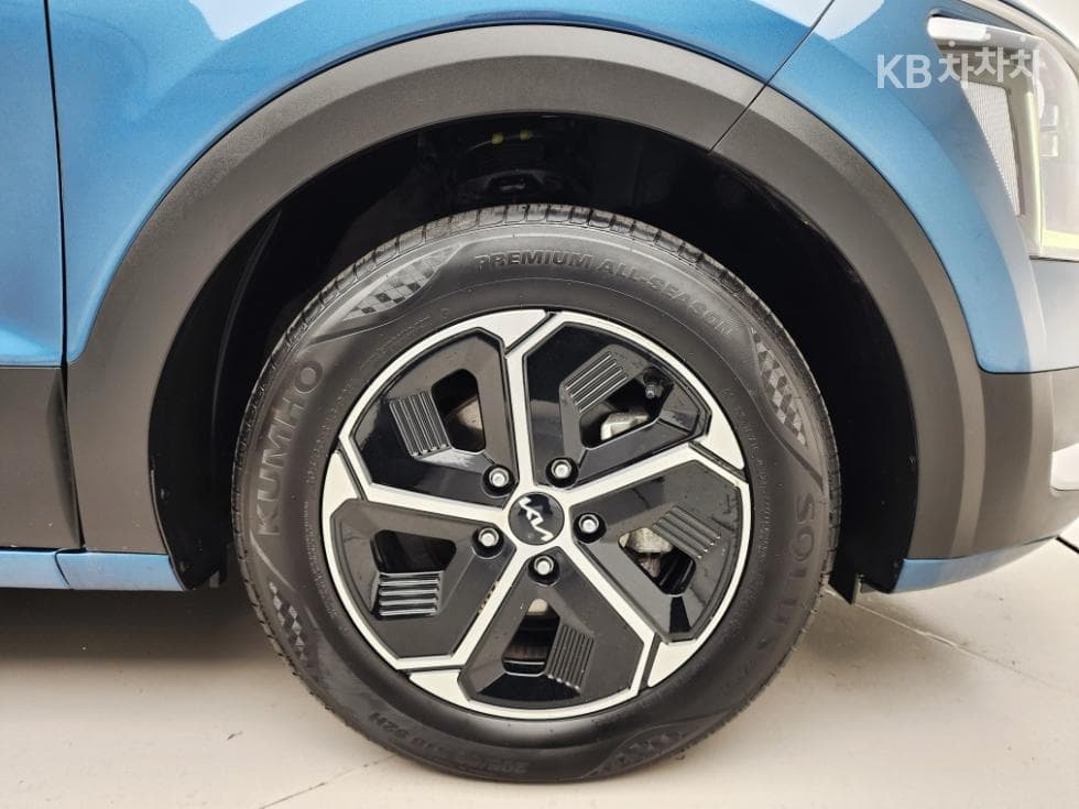 Киа Ди Всеново Ниро1.6 HEV Тренди - 25