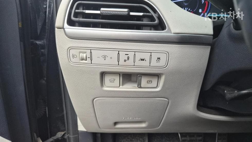 Hyundai Palisade3.8 Gasoline 7-seater (Limousine) AWD Prestige - 12