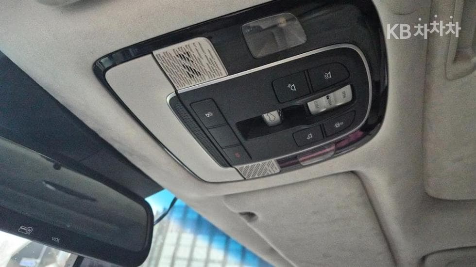 Hyundai Palisade3.8 Gasoline 7-seater (Limousine) AWD Prestige - 14