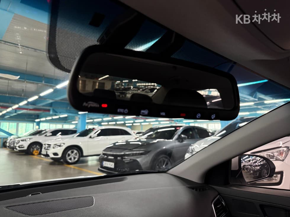 Hyundai Avante (Elantra)AD1.6 GDi Premium - 13