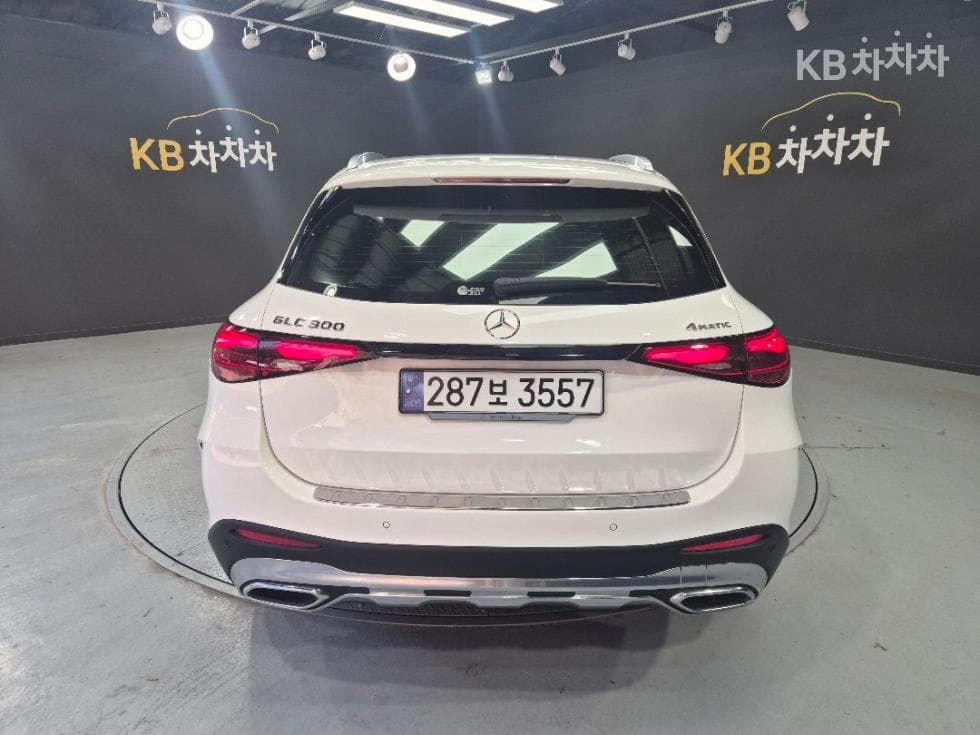 Mercedes-Benz GLC(X254)GLC300 4Matic AMG Line - 4