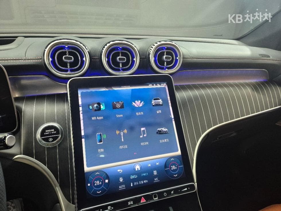 Mercedes-Benz GLC(X254)GLC300 4Matic AMG Line - 21