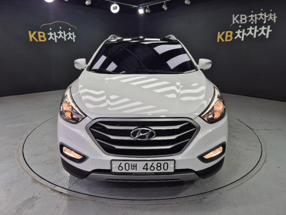 Хюндай Нов Туксон ix Дизел(e-VGT)2WD Смарт Специал (специален признак/издание) - Image 1