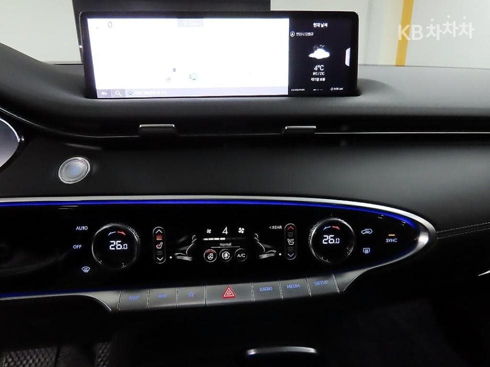 Genesis GV70Gasoline 2.5T AWD - 14