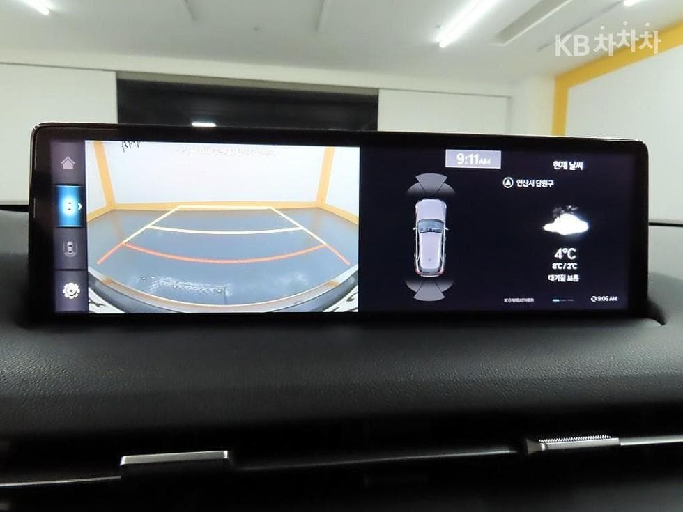 Genesis GV70Gasoline 2.5T AWD - 15