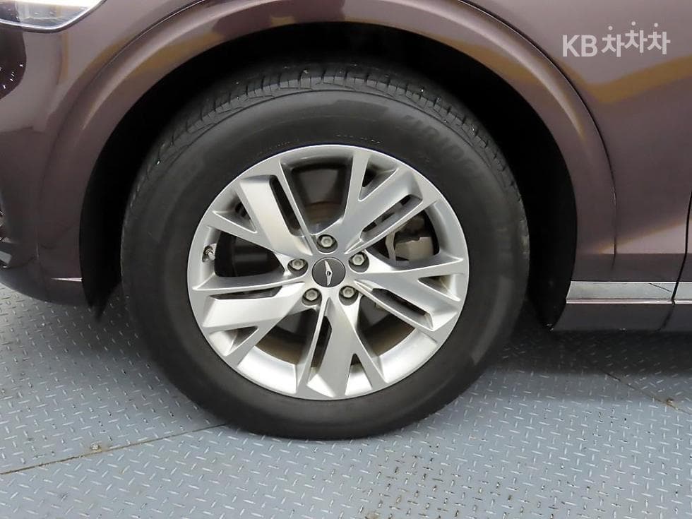 Genesis GV70Gasoline 2.5T AWD - 20